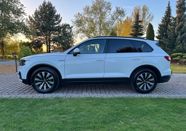 Volkswagen Touareg cena 148000 przebieg: 156000, rok produkcji 2020 z Radomsko małe 326